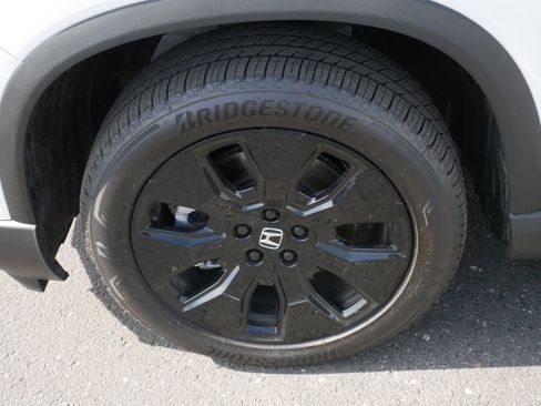 Certified 2026 Honda Pilot Black Edition image 15