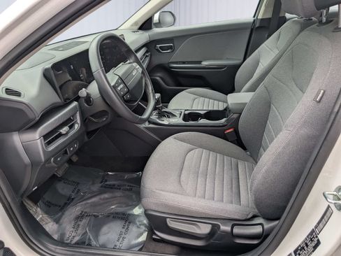 Used 2025 Kia K4 EX FWD image 15