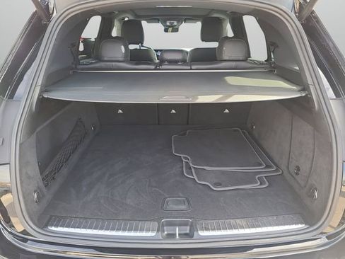Used 2025 Mercedes-Benz GLE 350 4MATIC image 11
