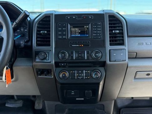 Used 2017 Ford F250 XL w/ FX4 Off-Road Package AWD/4WD image 18