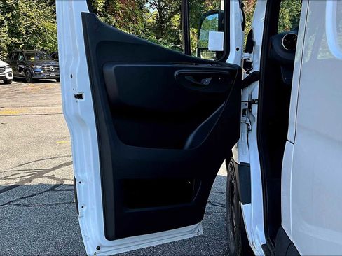 New 2025 Mercedes-Benz Sprinter 2500 image 11