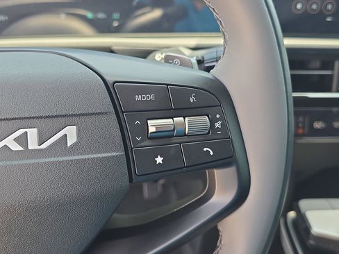 New 2026 Kia EV6 Light RWD image 30