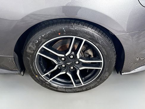 Used 2018 Ford Mustang Premium image 35