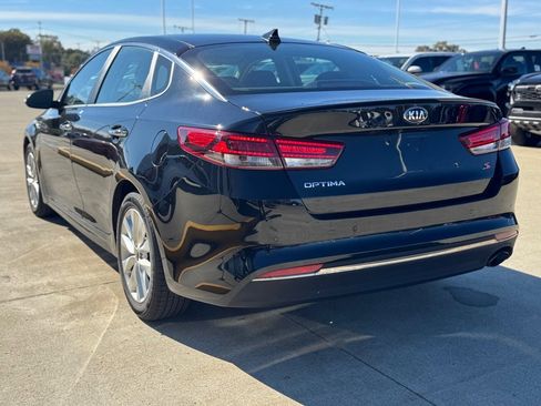 Used 2018 Kia Optima S image 6