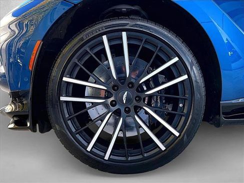 Used 2023 Aston Martin DBX 707 image 10