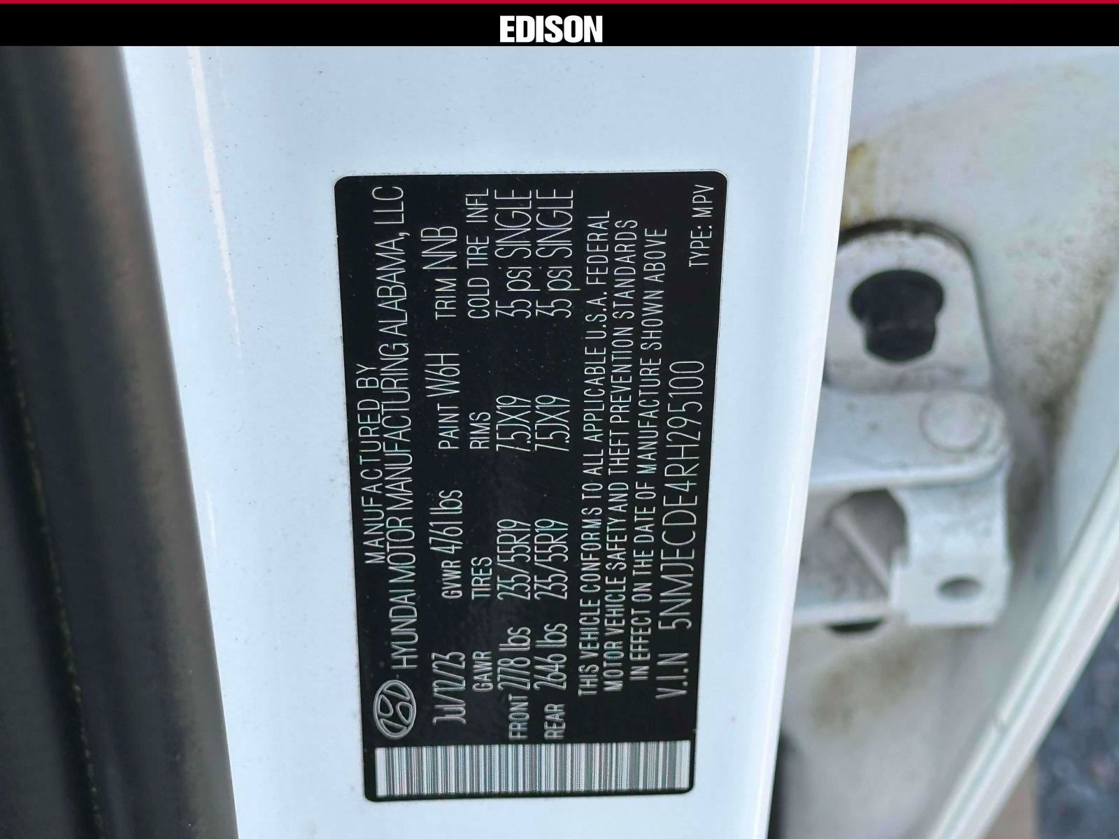 Used 2024 Hyundai Tucson Limited AWD/4WD image 17