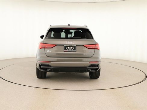 New 2025 Audi Q3 2.0T Premium image 5