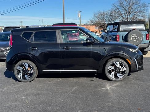 New 2025 Kia Soul GT-Line w/ GT-Line Technology Package image 2