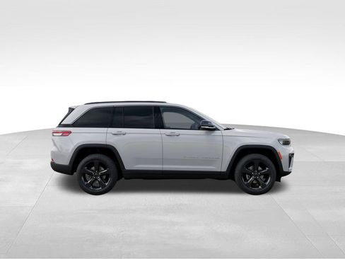 New 2026 Jeep Grand Cherokee Limited w/ Limited Altitude Package AWD/4WD image 22