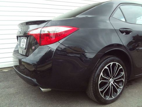 Used 2016 Toyota Corolla S w/ Body Protection Package #1 FWD image 8