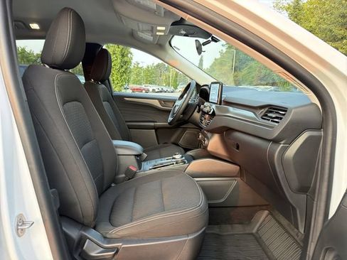 Used 2024 Ford Escape Active AWD/4WD image 18