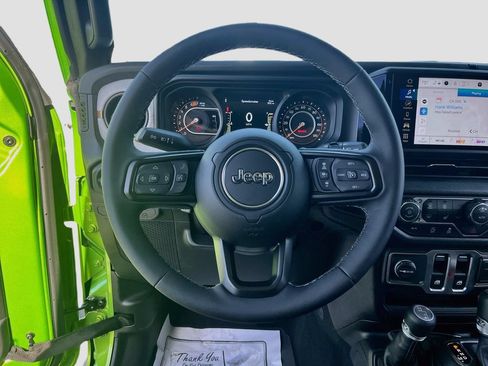 Used 2026 Jeep Wrangler Sport AWD/4WD image 11