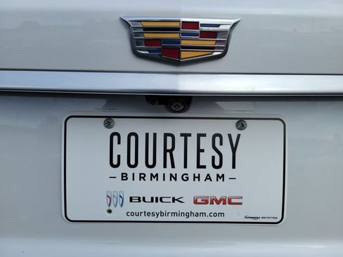 Used 2022 Cadillac XT6 Premium Luxury w/ Technology Package image 32