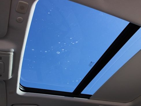 Used 2021 GMC Yukon Denali w/ LPO, Illumination Package image 29