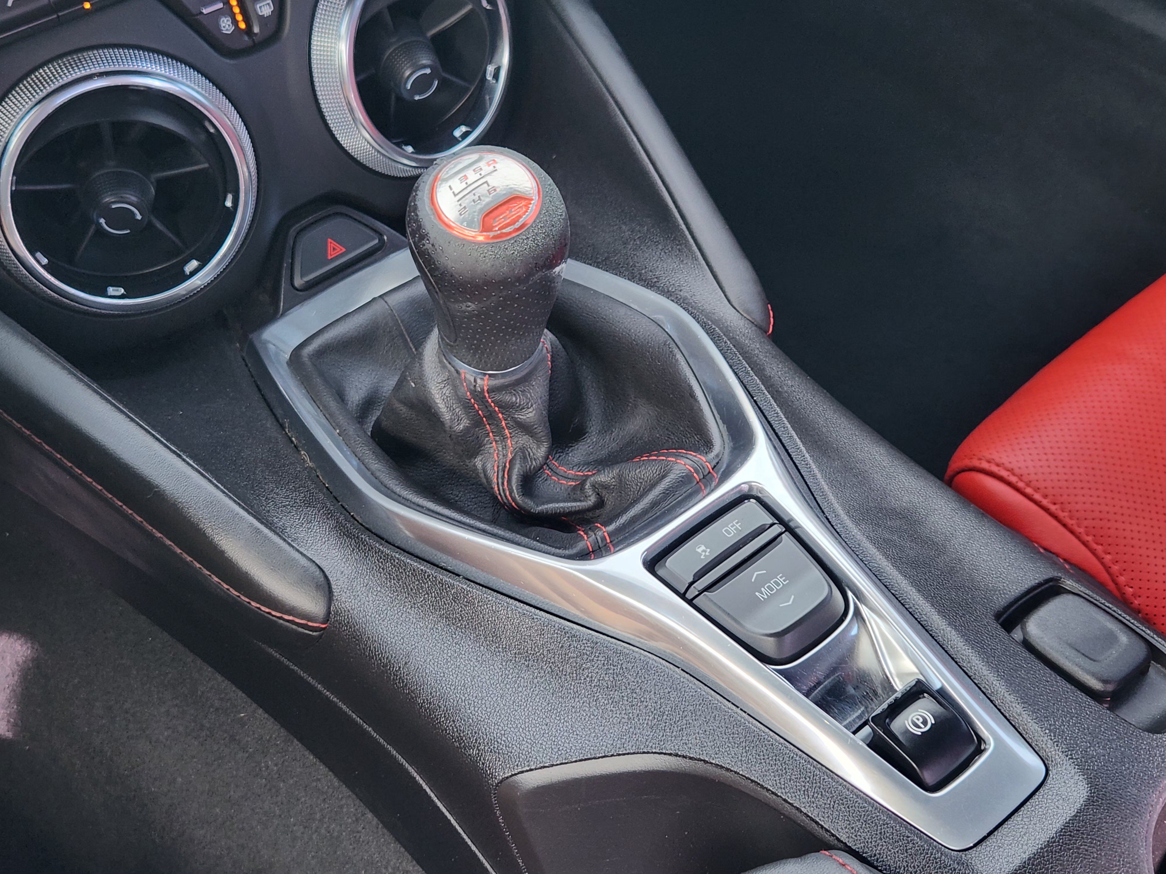 Used 2016 Chevrolet Camaro SS RWD image 20