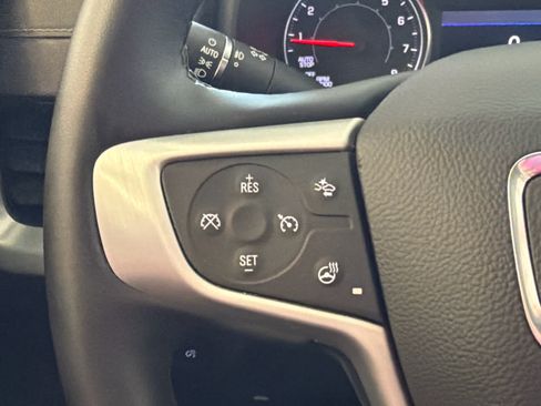 Used 2023 GMC Terrain SLT w/ Tech Package FWD image 36