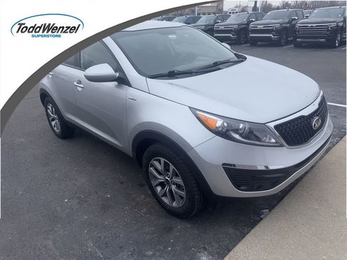Used 2016 Kia Sportage LX image 1