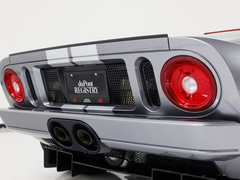 Used 2006 Ford GT RWD image 76