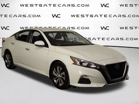 Used 2019 Nissan Altima 2.5 S FWD image 4