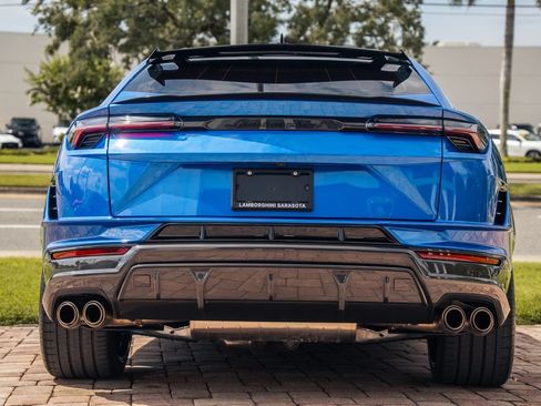 Used 2024 Lamborghini Urus Performante AWD/4WD image 4