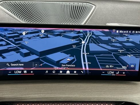 Used 2025 BMW 330i Sedan image 18