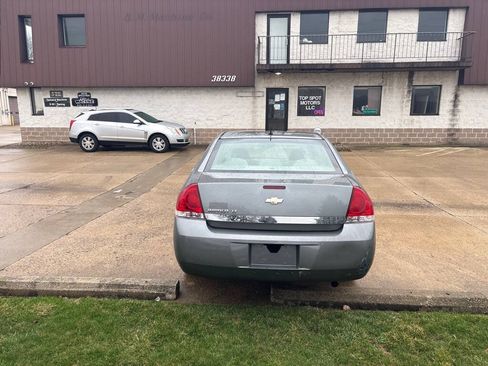 Used 2008 Chevrolet Impala LT FWD image 6