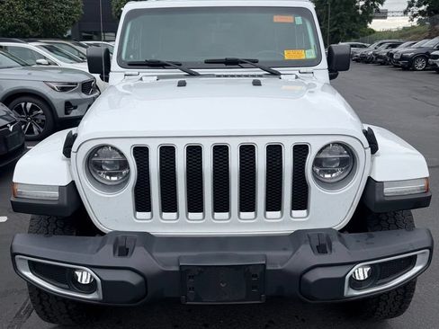 Used 2021 Jeep Wrangler Unlimited Sahara AWD/4WD image 4