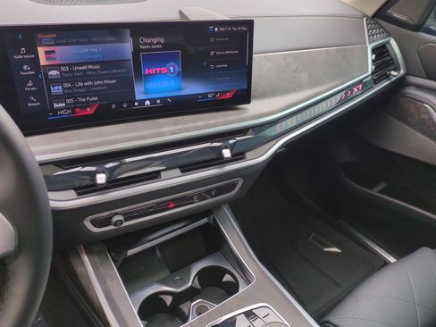 Used 2026 BMW X7 xDrive40i image 30