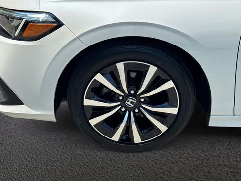 Used 2023 Honda Civic EX image 11