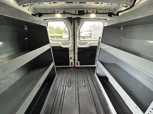 Used 2016 Ford Transit 250 130 Low Roof image 29