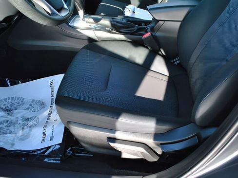 Used 2023 Subaru Crosstrek 2.0i image 30