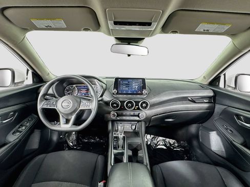 Used 2024 Nissan Sentra SV FWD image 16