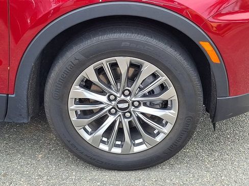 Certified 2024 Cadillac XT4 Premium Luxury AWD/4WD image 29