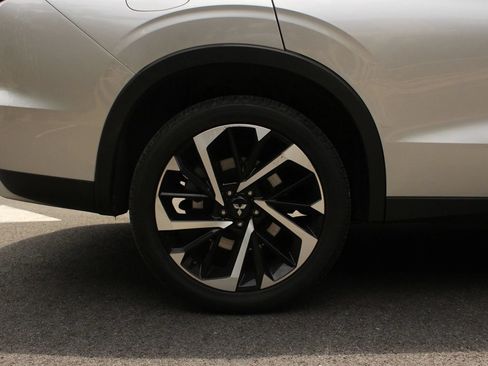 Used 2022 Mitsubishi Outlander SEL Black Edition AWD/4WD image 5