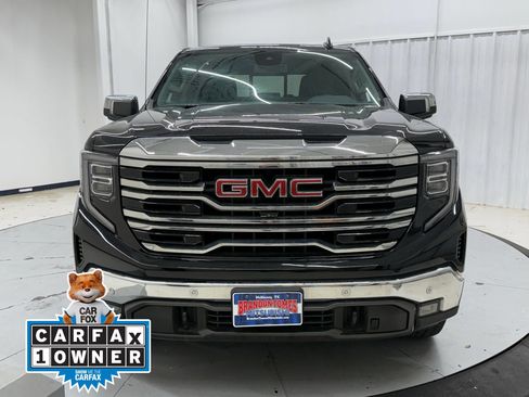 Used 2022 GMC Sierra 1500 SLT AWD/4WD image 9