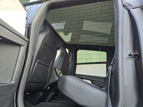Used 2025 Tesla Cybertruck AWD Crew Cab image 29