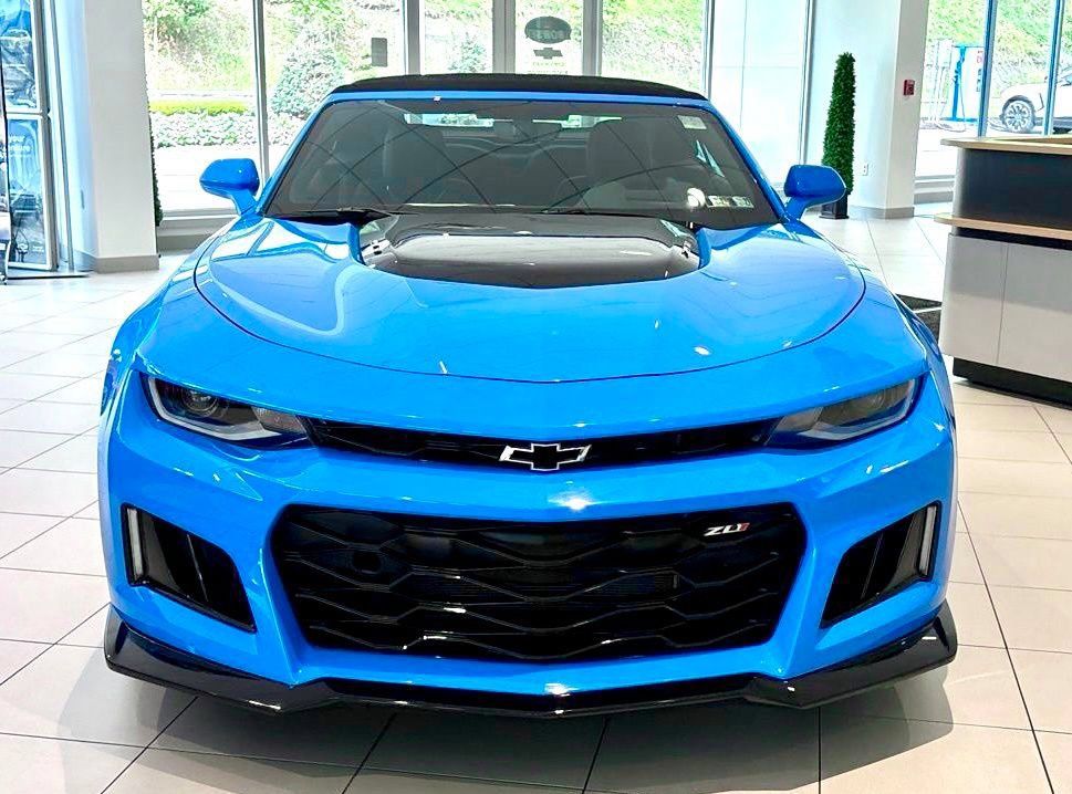 Used 2023 Chevrolet Camaro ZL1 RWD image 7