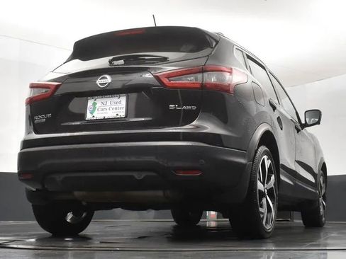 Used 2021 Nissan Rogue Sport SL AWD/4WD image 13