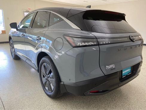 Used 2025 Nissan Murano SL w/ Cargo Package image 9