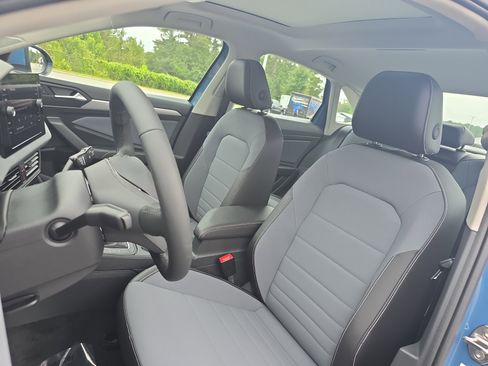 New 2026 Volkswagen Jetta SE image 14