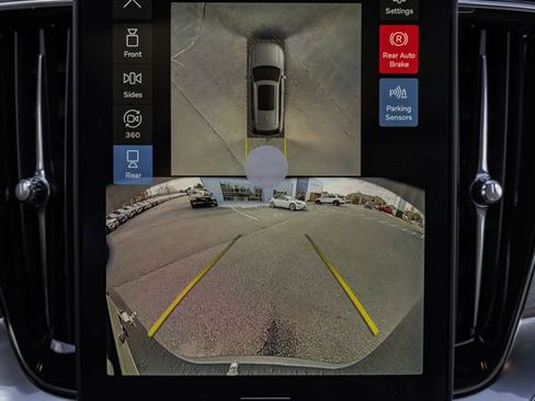 New 2026 Volvo XC90 B6 Plus w/ Protection Package Premier image 42