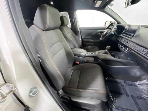 Used 2023 Honda HR-V Sport image 25