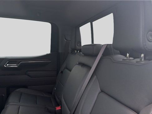 Used 2024 GMC Sierra 1500 SLT w/ SLT Premium Plus Package AWD/4WD image 19