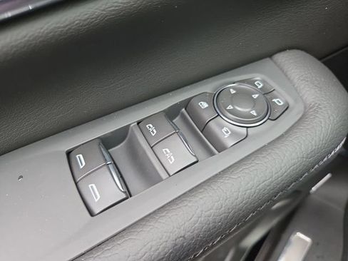 New 2026 GMC Yukon XL Denali image 21