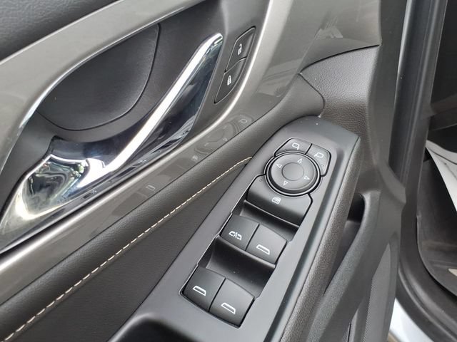 Used 2023 Chevrolet Traverse LT w/ LPO, Floor Liner Package AWD/4WD image 14