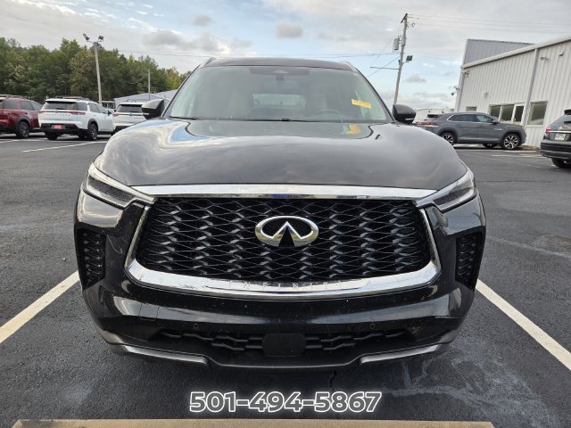 Used 2022 INFINITI QX60 Luxe w/ Cargo Package FWD image 2