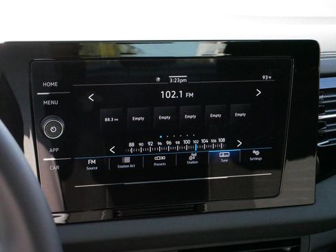 Certified 2025 Volkswagen Jetta S image 22