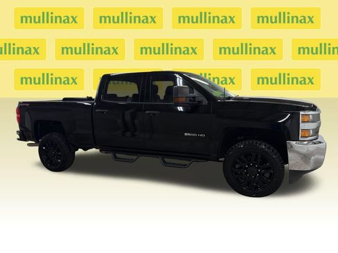 Used 2017 Chevrolet Silverado 2500 W/T w/ WT Fleet Convenience Package AWD/4WD image 2