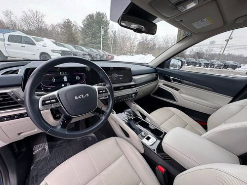Used 2023 Kia Telluride EX image 23