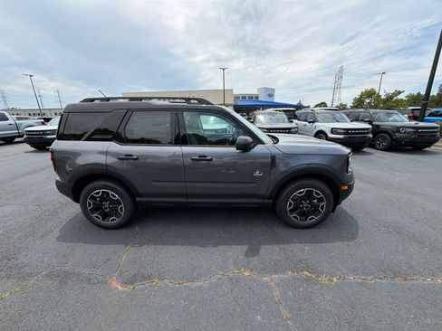 New 2026 Ford Bronco Sport Outer Banks AWD/4WD image 14